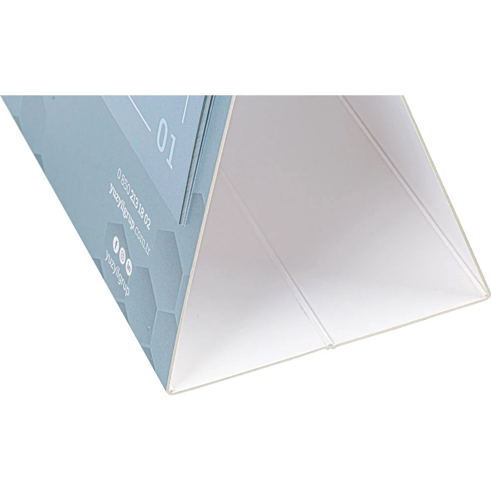 Geri Dönüşümlü Masa Takvimi 17×15 cm, Sıvama Taşıyıcılı – AMT-07 2